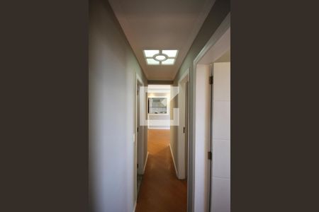 Apartamento à venda com 74m², 3 quartos e 1 vagaCorredor