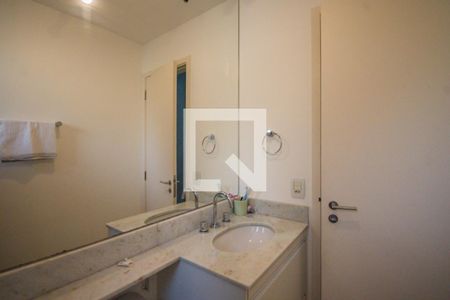 Apartamento à venda com 118m², 3 quartos e 2 vagasBanheiro da Suíte 1