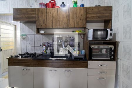 Casa à venda com 44m², 2 quartos e 1 vagaCozinha e Área de Serviço