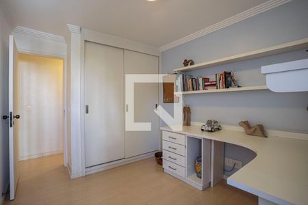 Apartamento à venda com 150m², 4 quartos e 2 vagasQuarto 2
