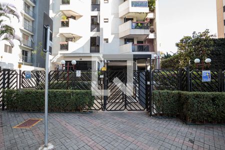 Apartamento à venda com 150m², 4 quartos e 2 vagasFachada