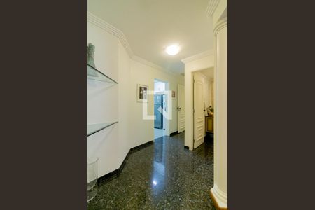 Corredor de apartamento à venda com 4 quartos, 150m² em Vila Olímpia, São Paulo