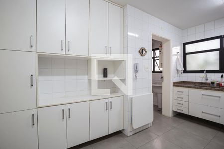 Apartamento à venda com 150m², 4 quartos e 2 vagasCozinha