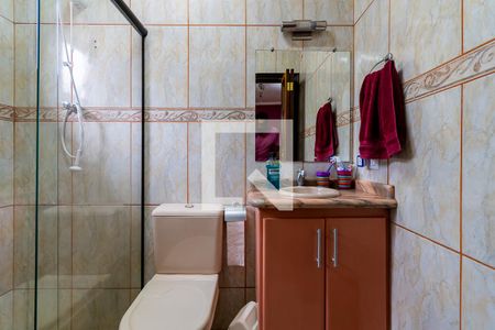 Casa à venda com 366m², 3 quartos e 6 vagasBanheiro suíte 2