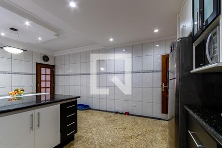 Casa à venda com 366m², 3 quartos e 6 vagasCozinha 