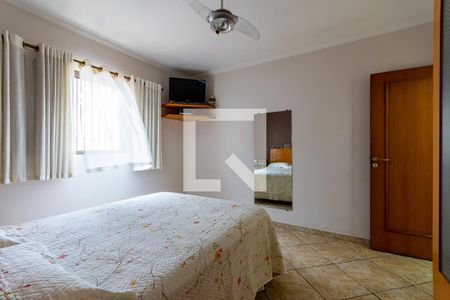 Casa à venda com 366m², 3 quartos e 6 vagasSuíte 3