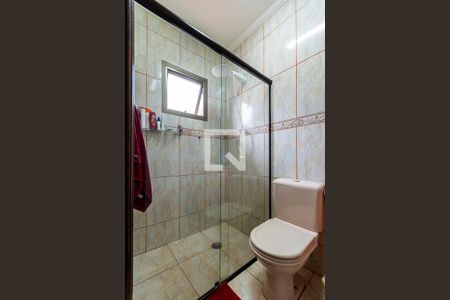 Casa à venda com 366m², 3 quartos e 6 vagasBanheiro suíte 2