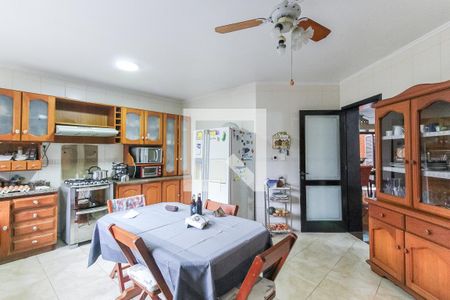Casa à venda com 400m², 3 quartos e 2 vagas Casa à venda com 400m², 3 quartos e 2 vagasCozinha