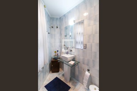 Casa à venda com 400m², 3 quartos e 2 vagas Casa à venda com 400m², 3 quartos e 2 vagasLavabo