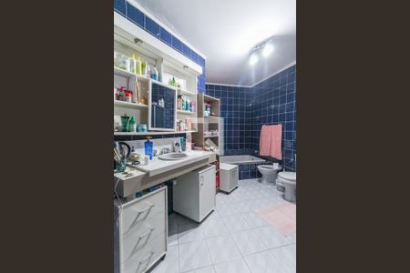 Casa à venda com 400m², 3 quartos e 2 vagas Casa à venda com 400m², 3 quartos e 2 vagasBanheiro da suíte 2