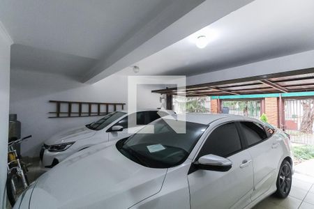 Casa à venda com 400m², 3 quartos e 2 vagas Casa à venda com 400m², 3 quartos e 2 vagasGaragem