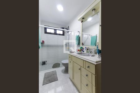 Casa à venda com 400m², 3 quartos e 2 vagas Casa à venda com 400m², 3 quartos e 2 vagasBanheiro da suíte 1