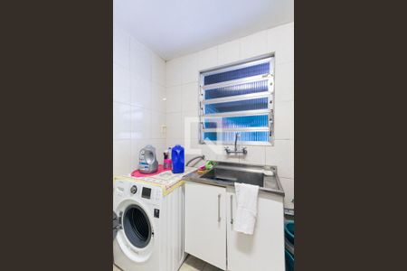 Casa à venda com 400m², 3 quartos e 2 vagas Casa à venda com 400m², 3 quartos e 2 vagasÁrea de serviço