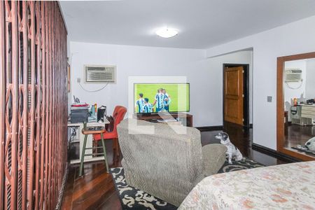 Casa à venda com 400m², 3 quartos e 2 vagas Casa à venda com 400m², 3 quartos e 2 vagasSuíte master