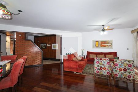 Sala de casa à venda com 3 quartos, 400m² em Partenon, Porto Alegre