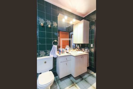 Casa à venda com 400m², 3 quartos e 2 vagas Casa à venda com 400m², 3 quartos e 2 vagasBanheiro da suíte master