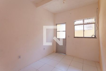 Sala de apartamento para alugar com 2 quartos, 60m² em Daniel Lisboa, Salvador