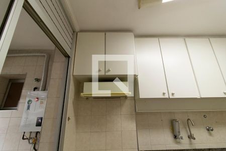 Apartamento para alugar com 80m², 3 quartos e 2 vagas Apartamento para alugar com 80m², 3 quartos e 2 vagasCozinha - Armários
