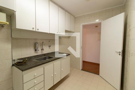 Apartamento para alugar com 80m², 3 quartos e 2 vagas Apartamento para alugar com 80m², 3 quartos e 2 vagasCozinha - Armários