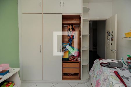 Casa de condomínio à venda com 240m², 3 quartos e 2 vagasQuarto 2