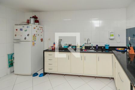 Casa de condomínio à venda com 240m², 3 quartos e 2 vagasCozinha