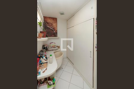 Casa de condomínio à venda com 240m², 3 quartos e 2 vagasQuarto 1