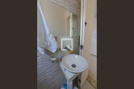 Lavabo de casa para alugar com 3 quartos, 200m² em Jardim Paraventi, Guarulhos