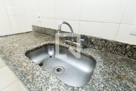 Detalhe da cozinha de casa de condomínio para alugar com 3 quartos, 80m² em Bento Ribeiro, Rio de Janeiro