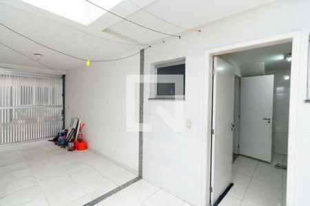 Casa de condomínio para alugar com 80m², 3 quartos e 1 vaga Casa de condomínio para alugar com 80m², 3 quartos e 1 vagaÁrea de serviço e garagem