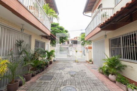 Área comum - entrada de casa de condomínio para alugar com 3 quartos, 80m² em Bento Ribeiro, Rio de Janeiro
