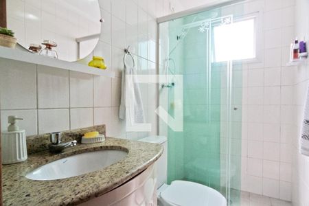 Apartamento à venda com 60m², 2 quartos e 2 vagas Apartamento à venda com 60m², 2 quartos e 2 vagasBanheiro