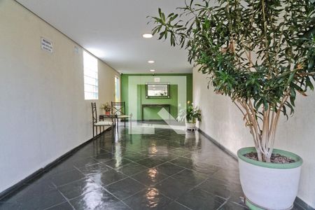 Apartamento à venda com 60m², 2 quartos e 2 vagas Apartamento à venda com 60m², 2 quartos e 2 vagasHall