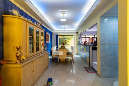 1o. Andar - Sala de casa à venda com 3 quartos, 227m² em Vila Dom Pedro I, São Paulo