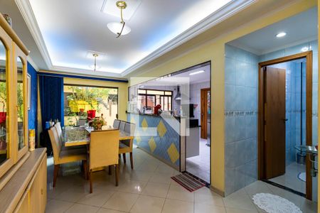 1o. Andar - Sala de casa à venda com 3 quartos, 227m² em Vila Dom Pedro I, São Paulo