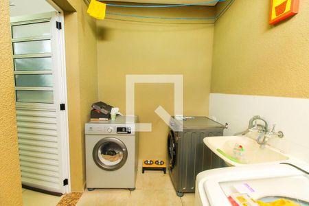 Apartamento à venda com 120m², 2 quartos e 3 vagasÁrea de serviço