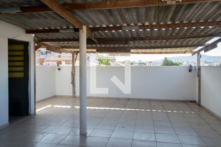 Casa à venda com 224m², 5 quartos e 6 vagasárea de serviço