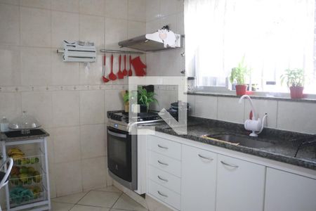 Casa para alugar com 160m², 3 quartos e 5 vagasCozinha