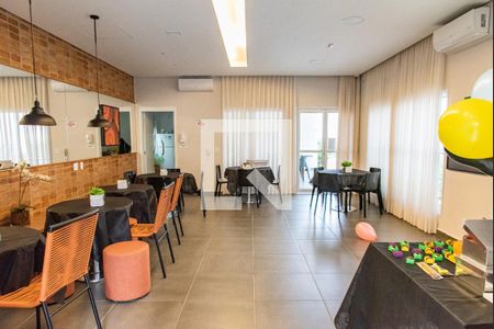Apartamento à venda com 37m², 2 quartos e sem vaga Apartamento à venda com 37m², 2 quartos e sem vagaárea comum - Salão de festas