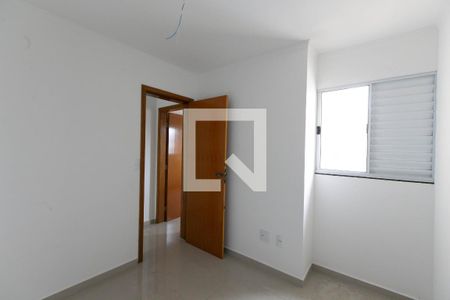 Quarto 1 de apartamento à venda com 2 quartos, 42m² em Itaquera, São Paulo