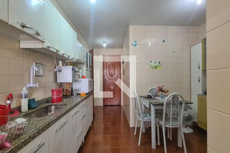 Apartamento à venda com 114m², 4 quartos e 1 vagaCozinha