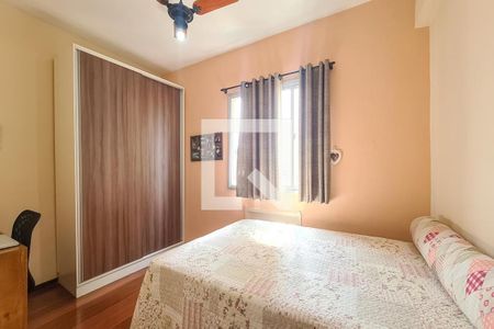 Apartamento à venda com 114m², 4 quartos e 1 vagaQuarto 2 