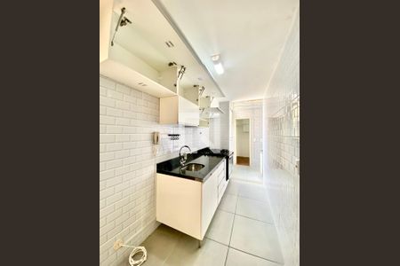 Apartamento à venda com 56m², 1 quarto e 1 vaga Apartamento à venda com 56m², 1 quarto e 1 vagaCozinha