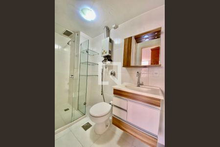 Apartamento à venda com 56m², 1 quarto e 1 vaga Apartamento à venda com 56m², 1 quarto e 1 vagaBanheiro