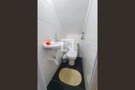 Casa à venda com 97m², 3 quartos e 1 vagaLavabo