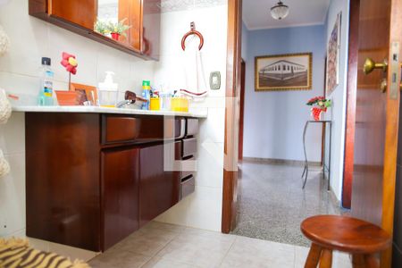 Casa à venda com 850m², 7 quartos e 8 vagasBanheiro 2