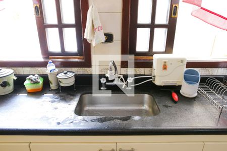 Casa à venda com 850m², 7 quartos e 8 vagascozinha