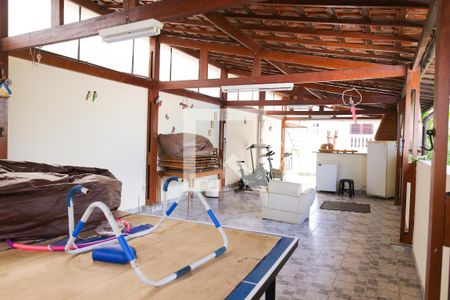 Casa à venda com 850m², 7 quartos e 8 vagasSalao de Festas e Churrasquieira