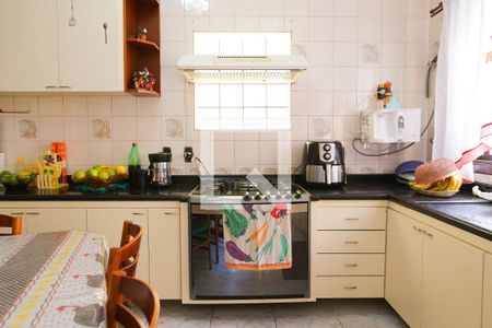 Casa à venda com 850m², 7 quartos e 8 vagascozinha