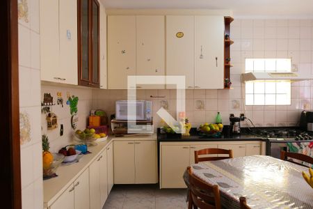 Casa à venda com 850m², 7 quartos e 8 vagascozinha