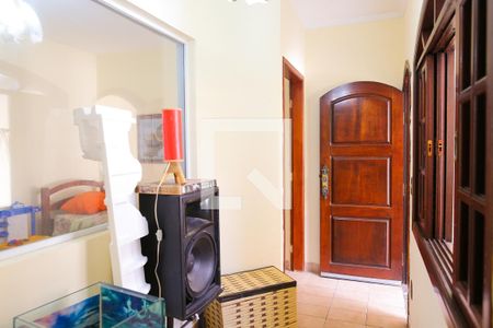 Casa à venda com 850m², 7 quartos e 8 vagasSuite 1 Casa dos Fundos